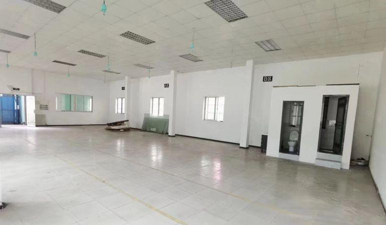 寮步岭厦即将空出二楼整层600平方，精装修，九成新