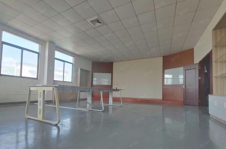 寮步原房东园区整层2000平方厂房出租现成办公室装修水电齐全