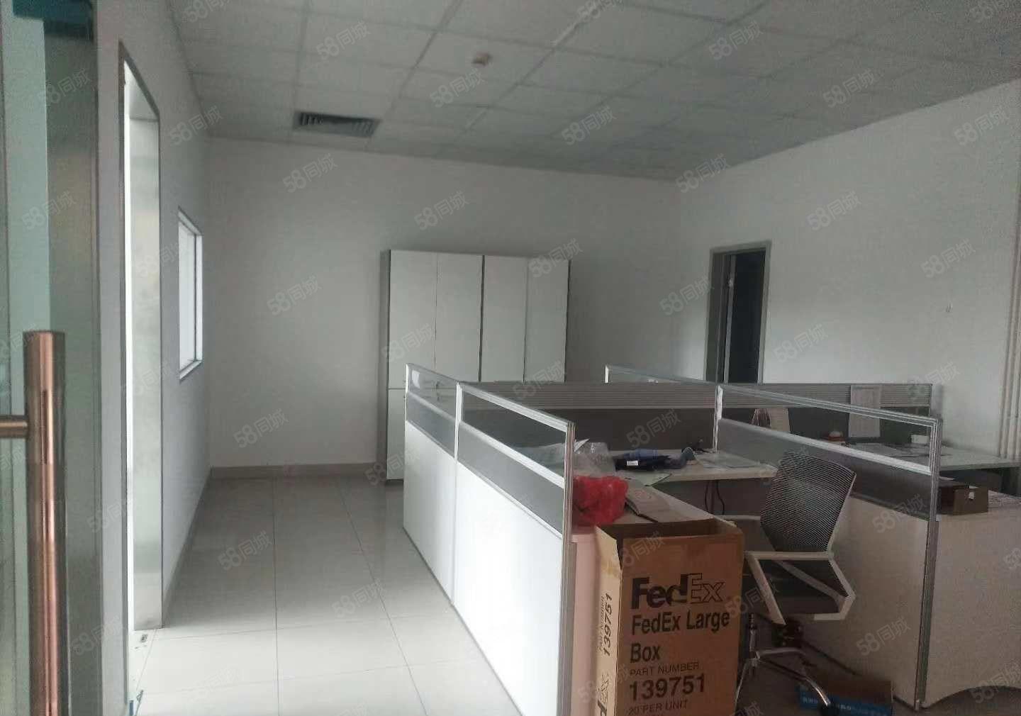 低价厂房出租！寮步上屯原房东厂房2200平，水电齐全，带装修