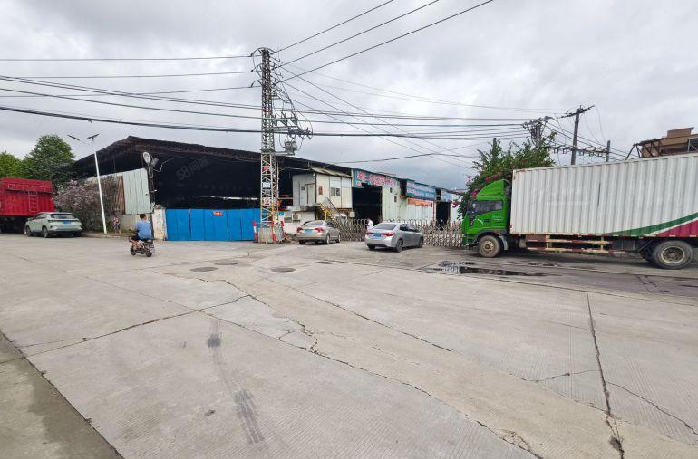 寮步镇独院，钢构2500平方。价格13元，高度米，形象好