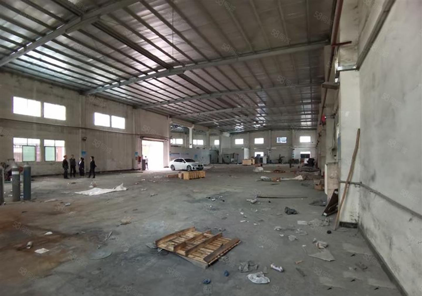 寮步靠东城独院单一层钢结构高7米2000平厂房出租 超低价