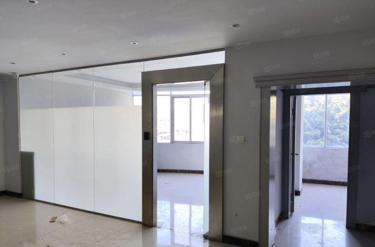 寮步园区1300平方厂房出租，现成办公室装修，只租9块平方