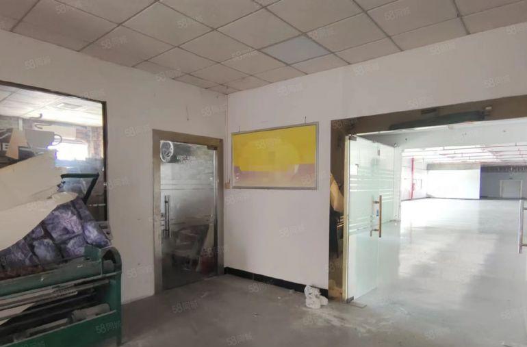 寮步上屯二楼1600平方厂房出租，办公室带装修现成地坪漆