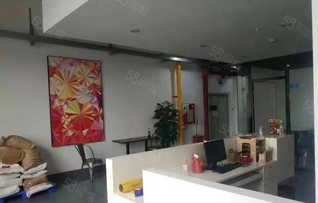 寮步 向西 路口 小厂房 700平方,8元急租！好招工