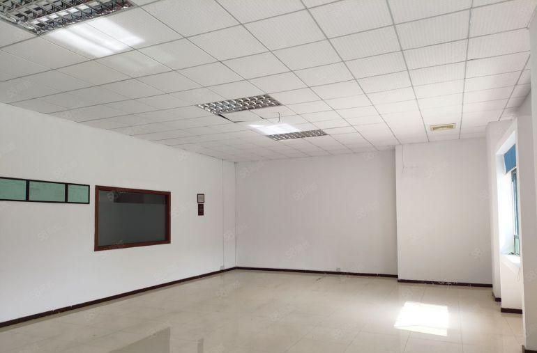 寮步向西新出分租厂房，园区空地大交通方便价格便宜低价租