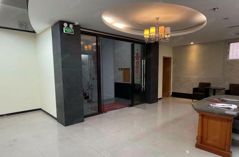 纯办公室，可分租，配家私