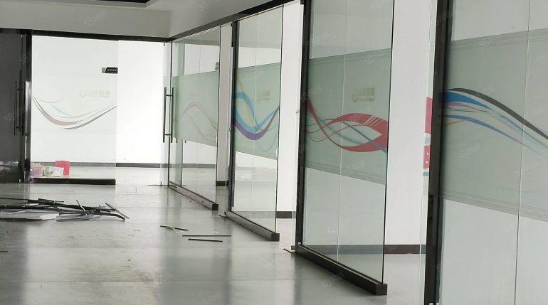 精装修 寮步3000平方重工业厂房出租 租金便宜.