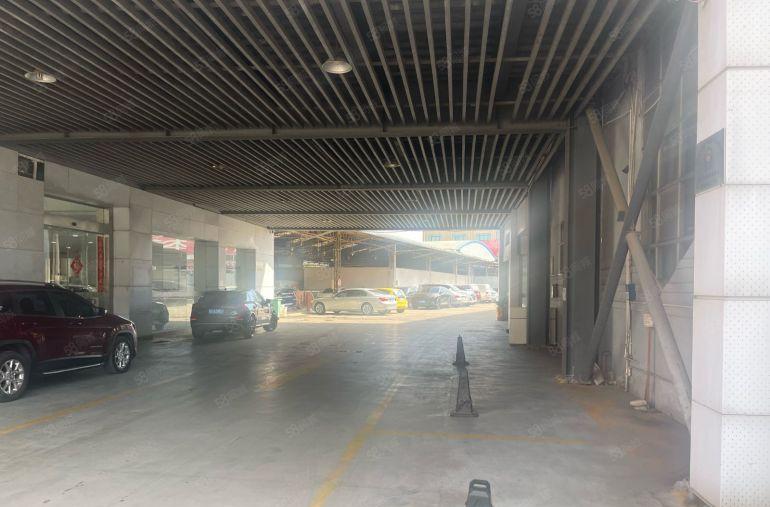 汽车城4s店 带烤漆房 维修车间 展厅 拎包入驻