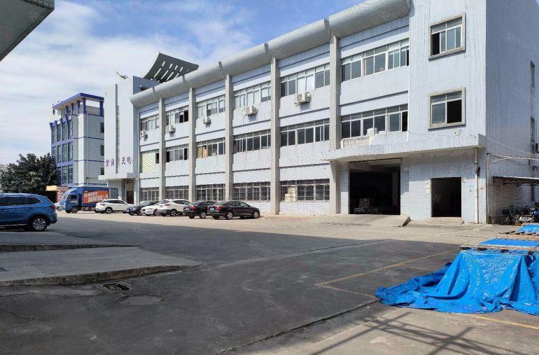 厂房招租 1至3楼每层2200平方，可办环评 通天然气蒸汽