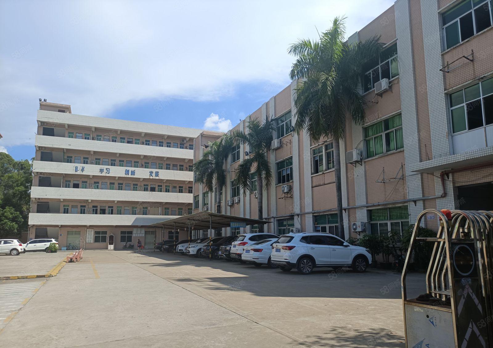 寮步横坑8500平方独院厂房低价出租，现成水电，办公室装修