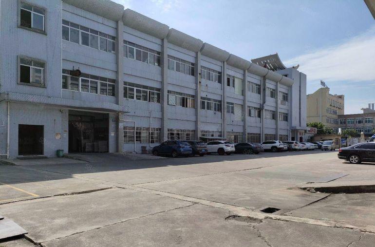 厂房招租 1至3楼每层2200平方，可办环评 通天然气蒸汽