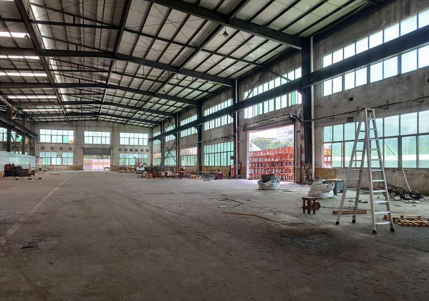 寮步上屯科技园新空出钢构单一层660平形象好空地大！