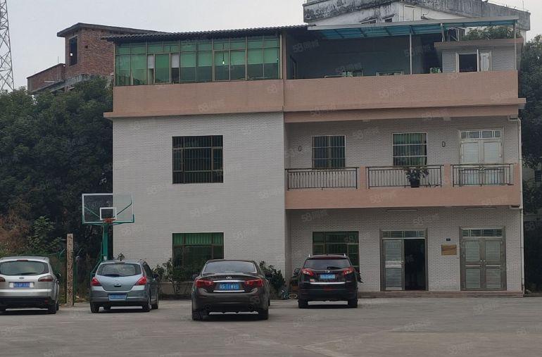 寮步牛杨独栋小厂房900平方出租，带精装修