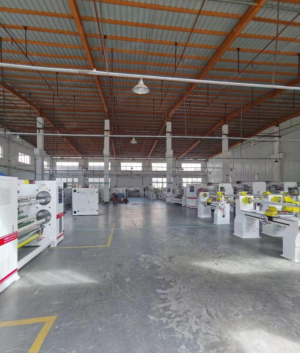 寮步镇新出原房东带装修钢结构厂房2000平方