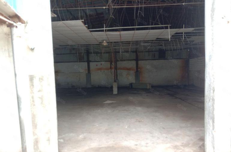 寮步镇(独院厂房)钢构单一层950平方，出租18元