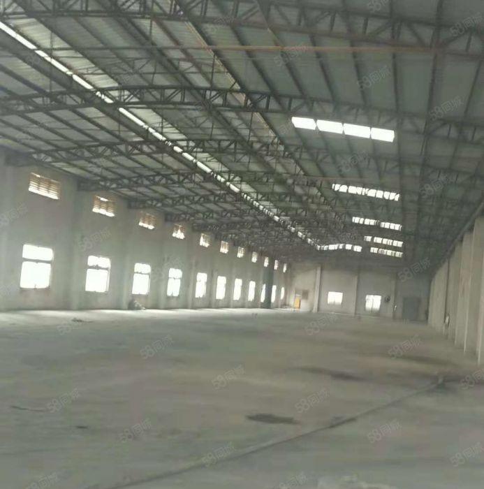 寮步 凫山 8米高 钢构 厂房出租1500平方,九成新