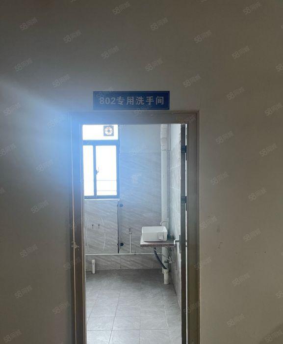 寮步楼上500平带装修办公室4吨货梯客梯