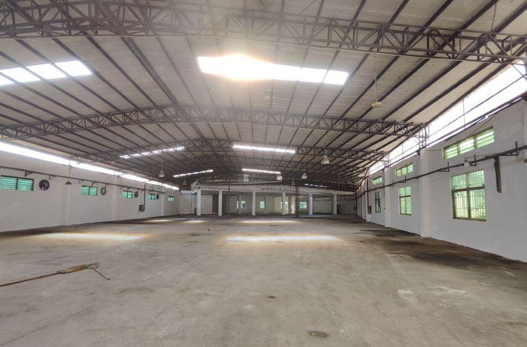 寮步独门独院单一层钢结构3000平方厂房出租，分租1000平