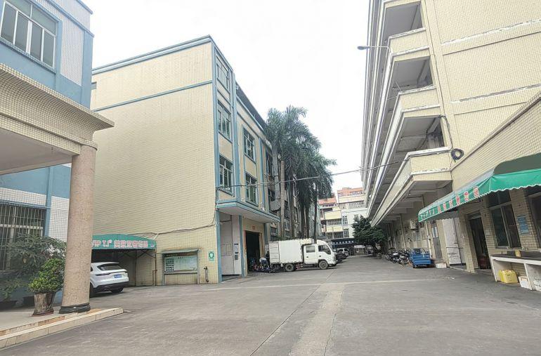 寮步原房东层高六米现成装修形象好交通便利独门独院厂房