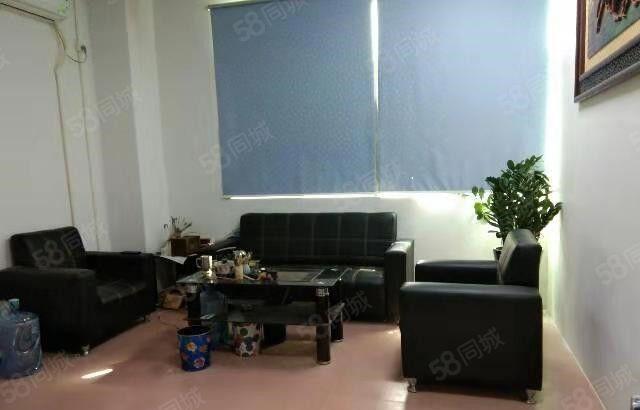 寮步牛杨村经典独院厂房700平方出租,形象好.便宜