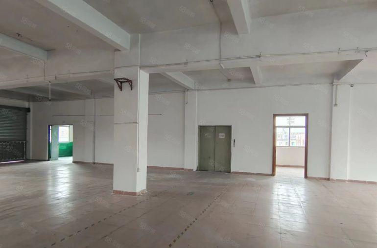 寮步向西独门独院7200平方厂房出租全新外观现成装修空地超大