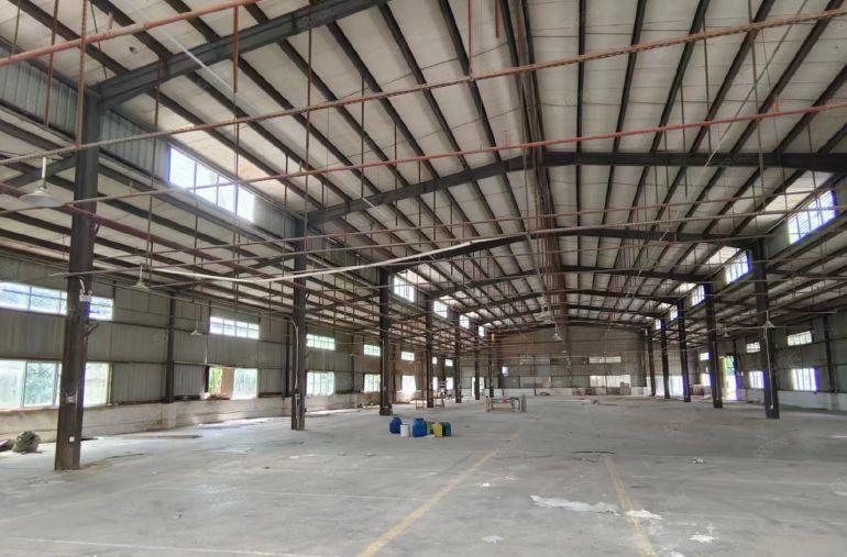 寮步凫山单一层独门独院6200平方厂房出租，现成办公室空地大