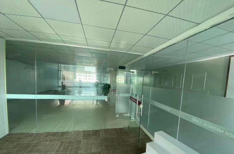 寮步园区2200平方厂房出租，无尘车间带办公室装修，水电齐全