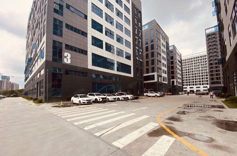 东城南城原房东全新厂房13元200平起分无公摊厂房仓库招租