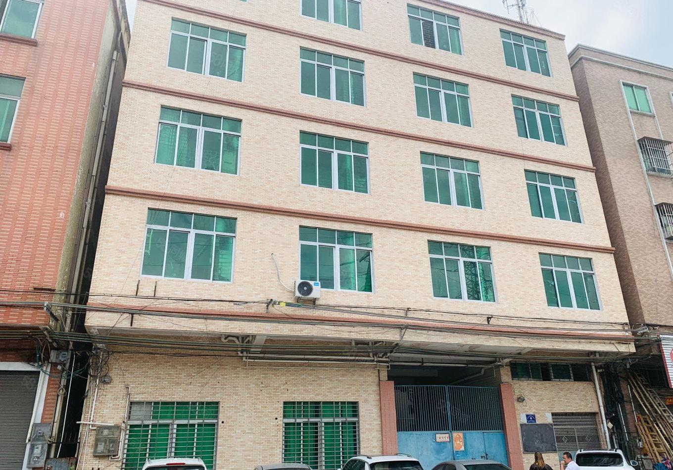 中堂厂房出租主路边独院厂房出租3000方，配豪华办公室宿舍