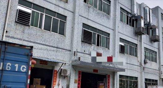 凤岗官井头独院出租楼上1400平位置好靠近主干道旁