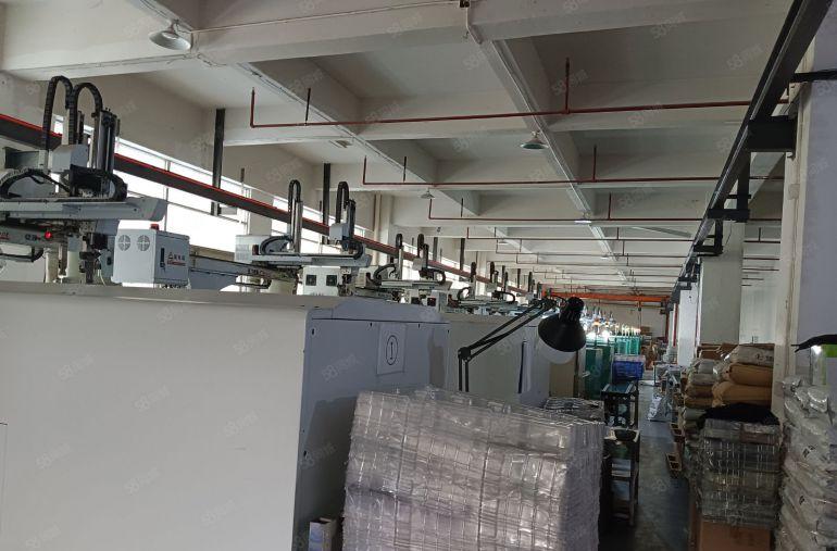 凤岗五联新出带办公室精装修标准工业厂房仓库二楼2000平出租