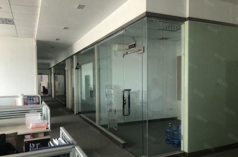 凤岗五联靠深圳新出原房东楼上5000平厂房仓库出租，大小分租