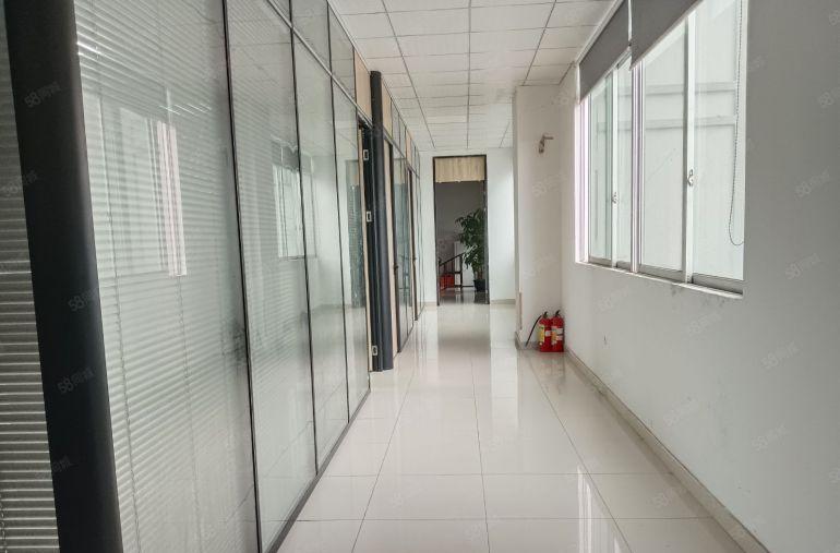 凤岗五联新出带办公室精装修标准工业厂房仓库二楼2000平出租