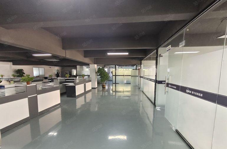 凤岗雁田2楼一整层1200平，全新装修，租金15元