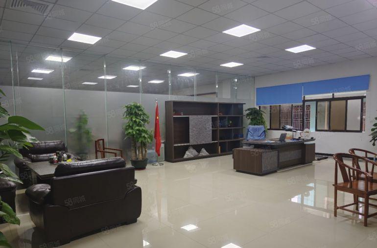 凤岗新出2楼800平精装修厂房出租，带无尘车间，仅租9.8元