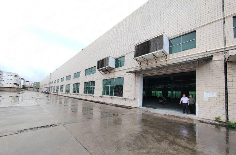 凤岗镇原房东独院钢构厂房低价出租！层高10米！