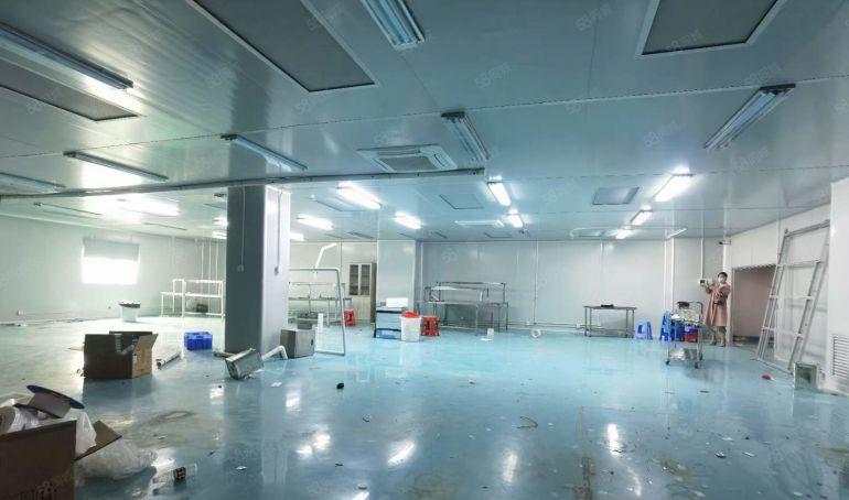 凤岗雁田楼上无尘厂房750平，办公室水电全无转让费低价出租