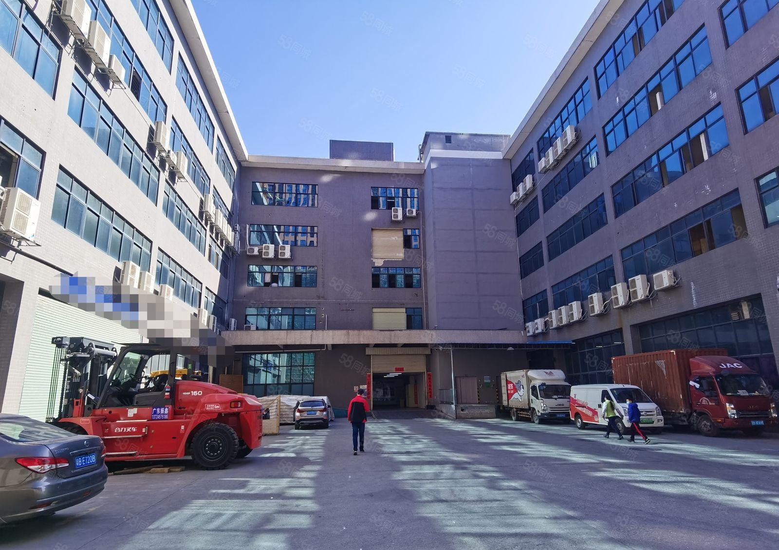 凤岗五联靠近深圳新出原房东楼上3500平厂房仓库出租，形象好