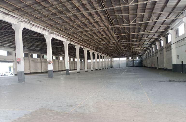 凤岗五联单一层12米高10000平米厂房出租