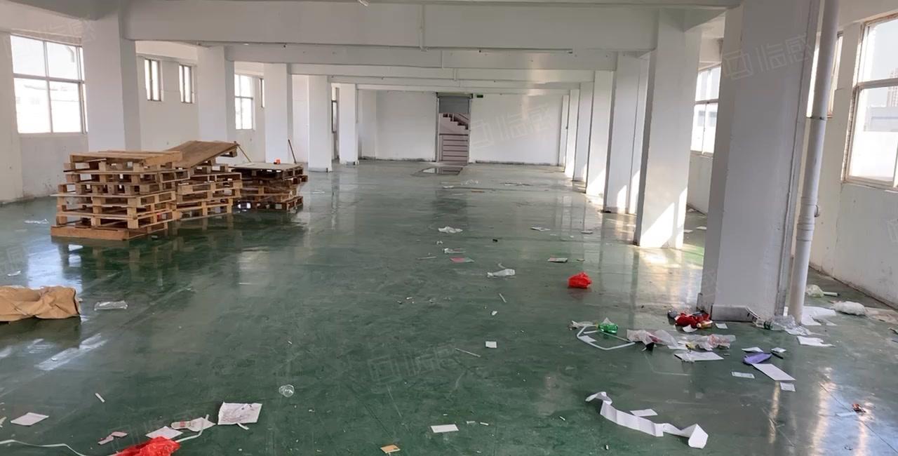 凤岗雁田600平自家厂房出租可做仓库现成水电独立卫生间