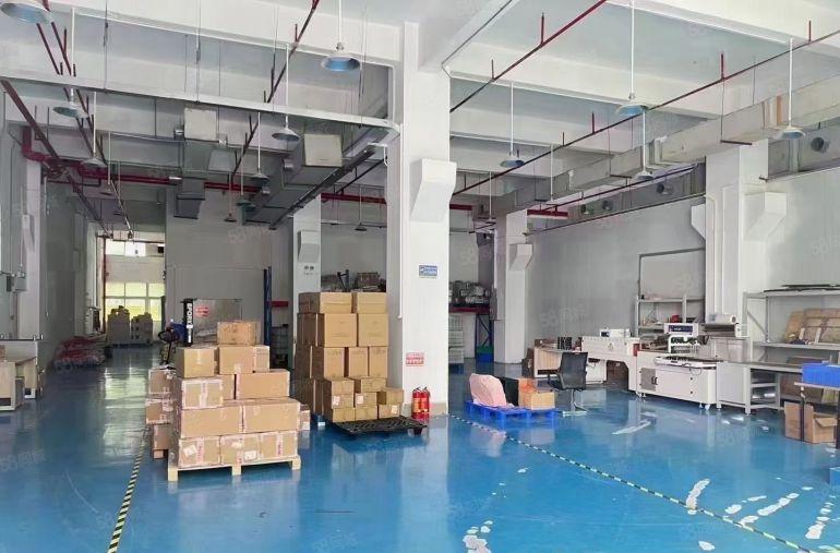 凤岗原房东金凤凰1楼2楼单层面积3000平全新地坪漆厂房出租