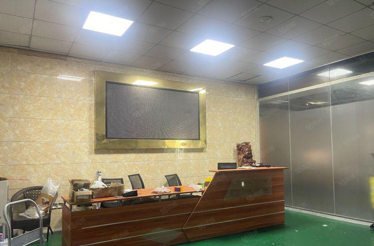 凤岗五联原房东低价出租2楼整层1300平方