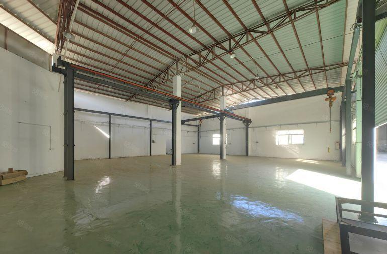 凤岗镇天堂围村砖墙钢结构800平全新地坪漆精装办公室厂房出租