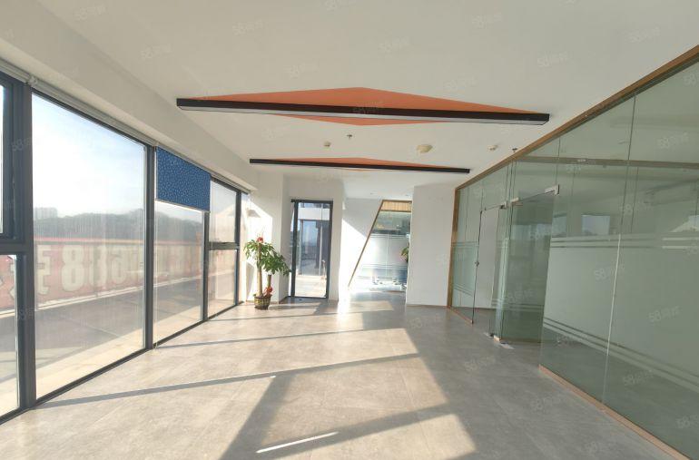 东莞凤岗镇靠深原房东楼上精装修写字楼198平主干道边厂房出租