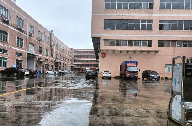 清溪靠近凤岗一楼5200平米特别适合物流仓库厂房低价出租