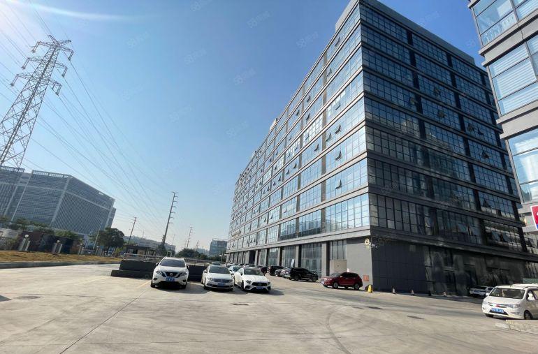 8元一手房东实际面积出租，办公室精装即租即用