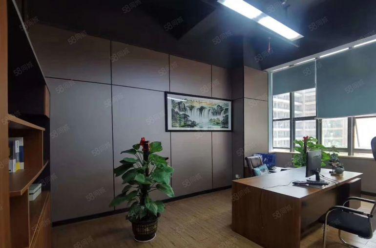 凤岗雁田新出楼上2600平厂房仓库出租，现成装修拎包生产