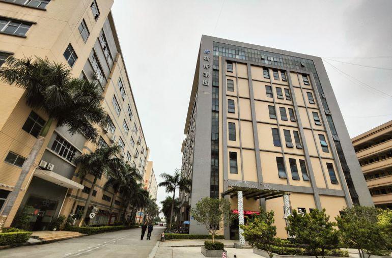 业主直租整栋分层出租每层1000平米带简单装修带双电梯