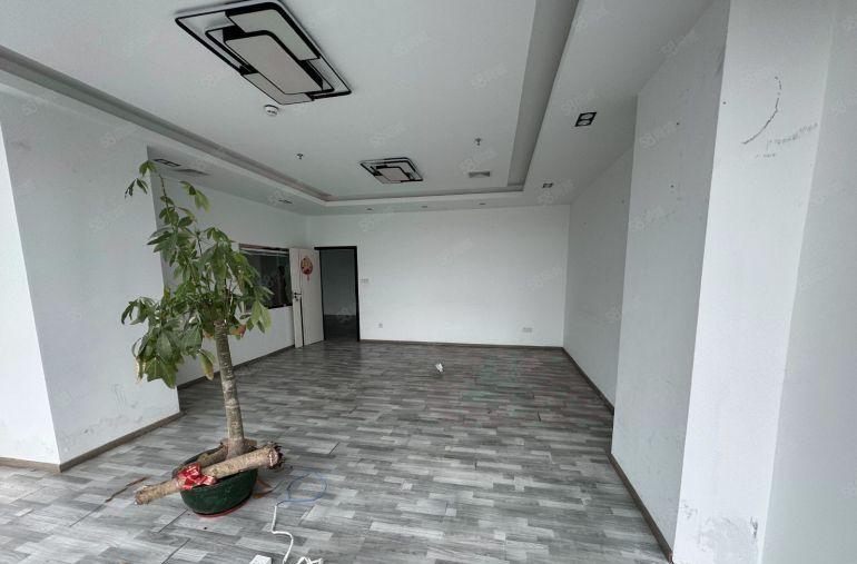 350平精装修轻工业厂房水电齐全带办公室园区配置齐全拎包入驻