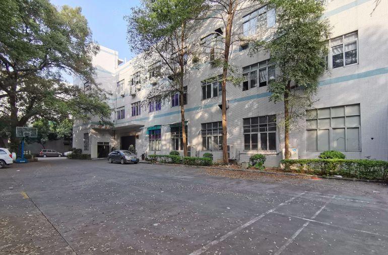 凤岗金凤凰原房东独院5800厂房出租形象好.500平起分